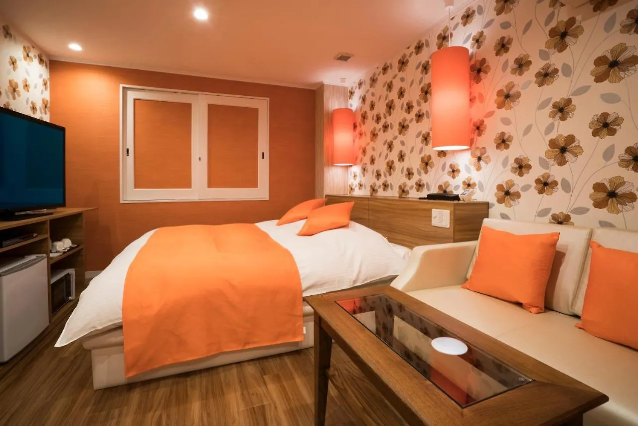 Xenia Amagasaki (Adults Only) Hotel 3*,